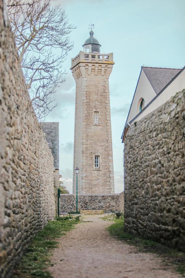 Apartment Au Pied Du Phare Vue Roscoff